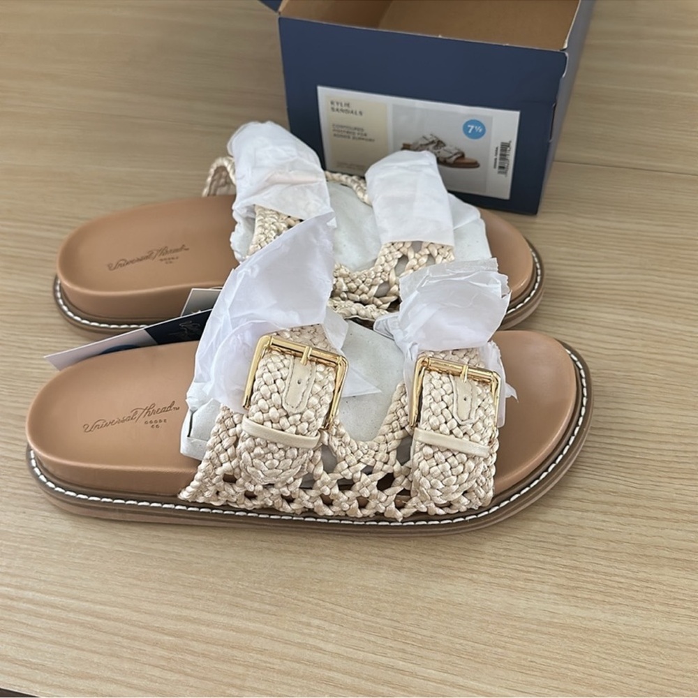 Universal Thread Kylie Woven Sandals 7.5